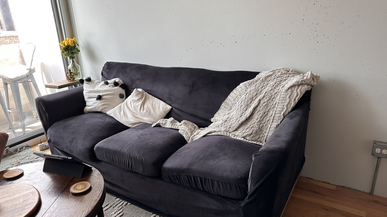 Free 3 seater couch with queen size mattress inside - photo 3