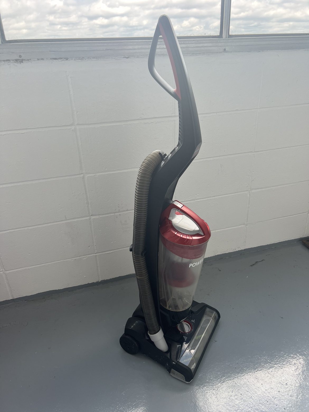 Bissel powerlifter vaccum - photo 3