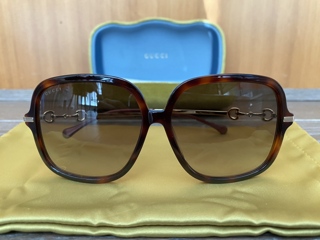 Gucci Sunglasses (GG0884SA002)