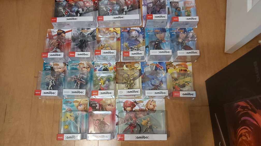 Huge Amiibo Bundle thumbnail