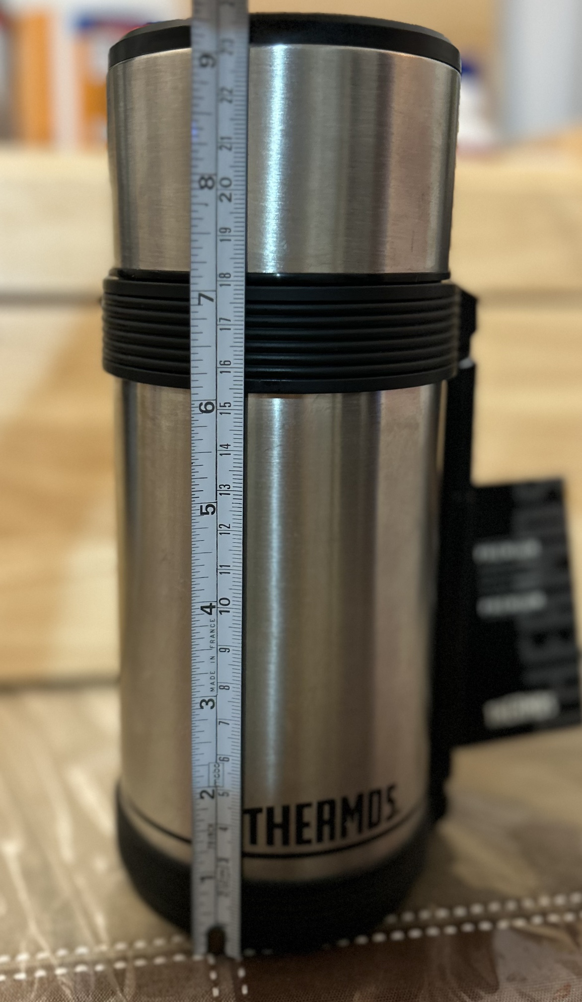 Thermos brand new .75 litre /26.4 FL.oz capacity image indicator(4)