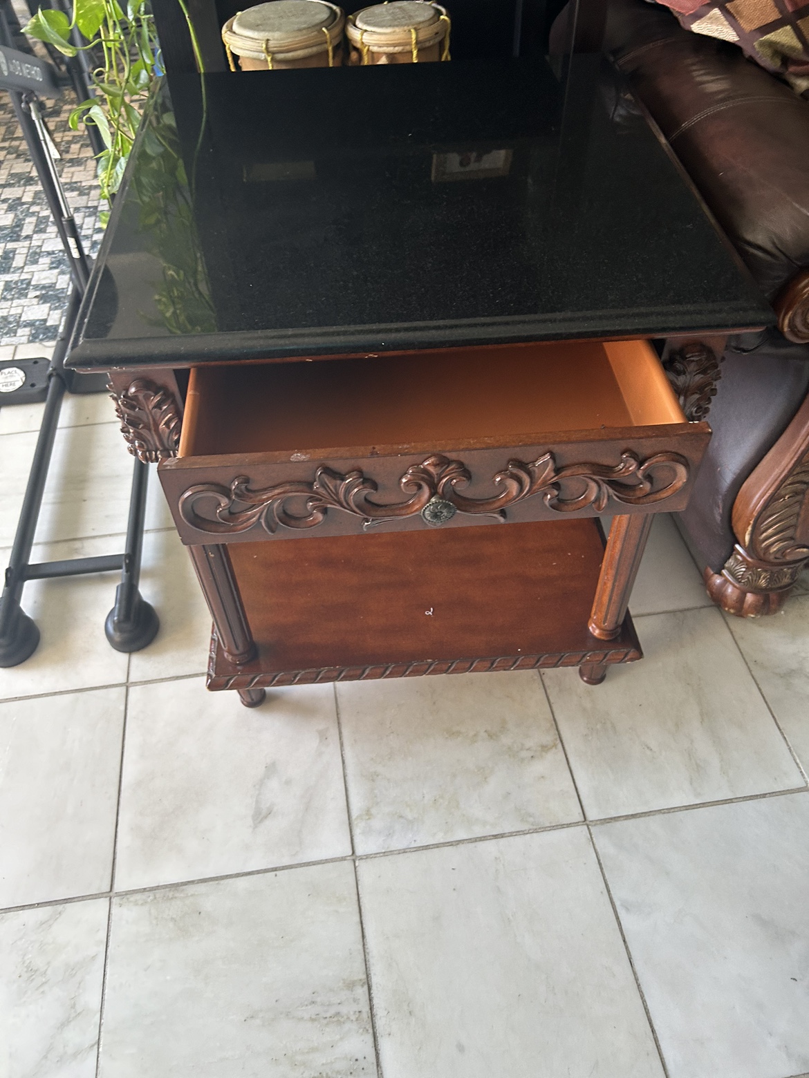 Side table. Stone top - photo 2
