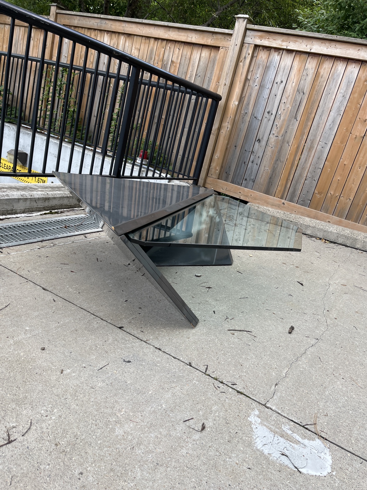 Coffee table / center table - photo 3