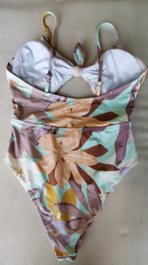 Cupshe Cut Out Bathing Suit [L] image indicator(4)