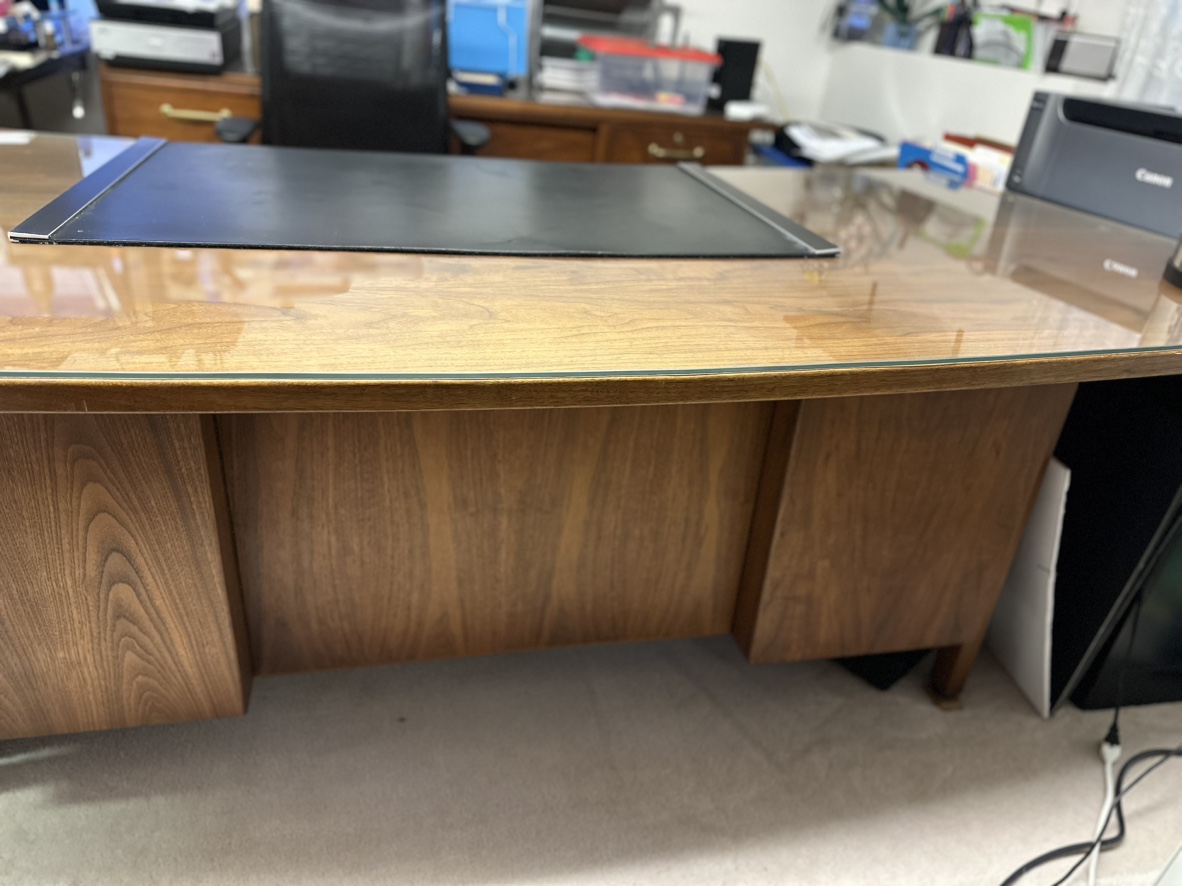 Solid mahogany desk for repurpose - photo 3