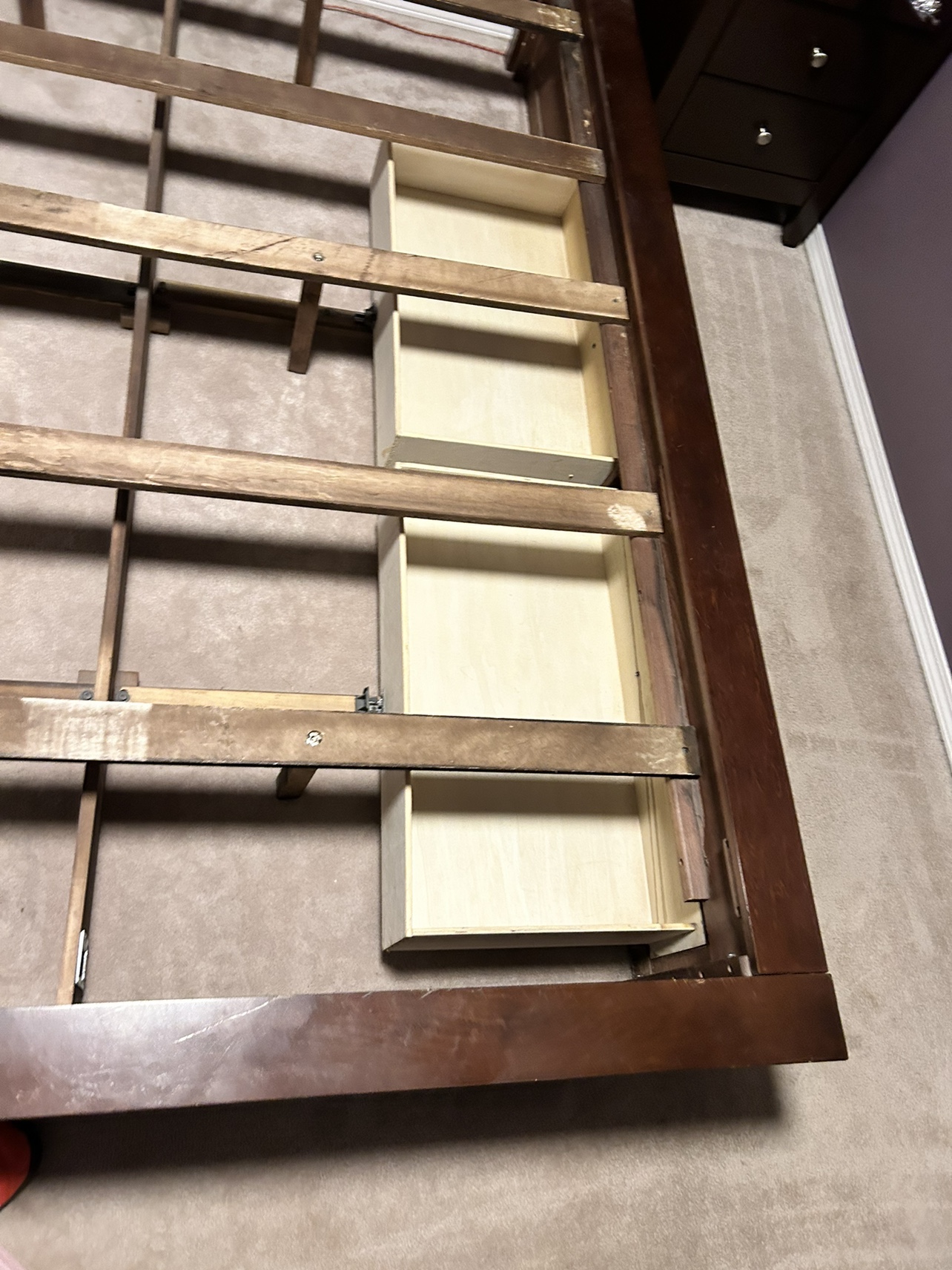 Queen size storage bed - photo 5