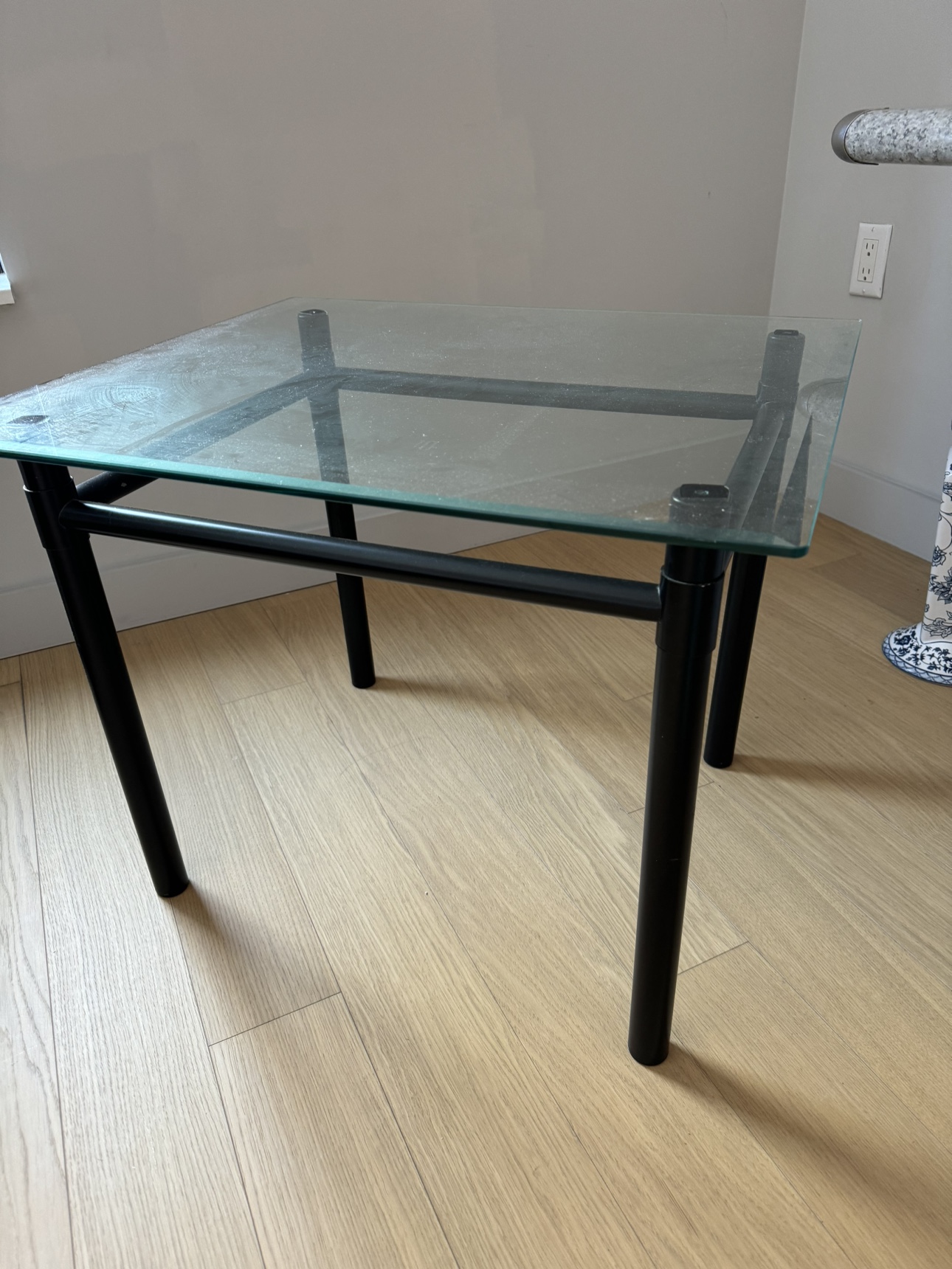 Glass side table - photo 3