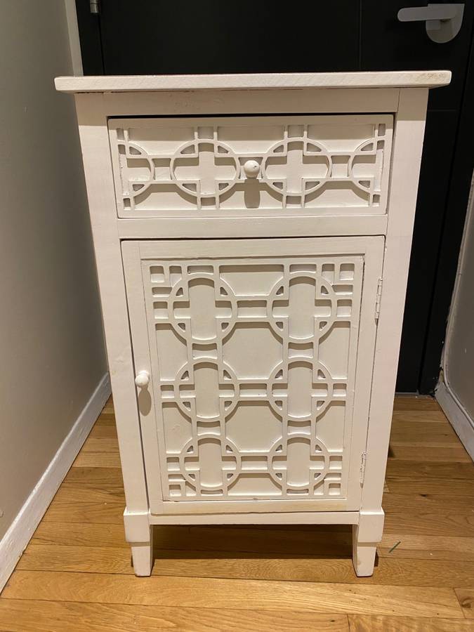 Bedside table