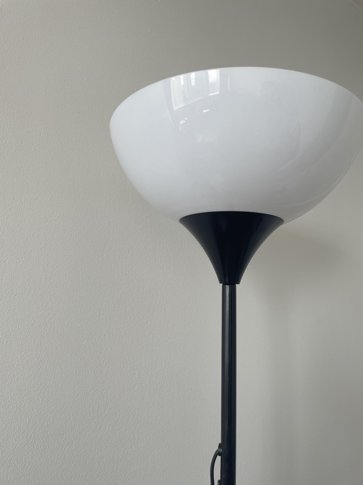 IKEA Floor Lamp Black - photo 2