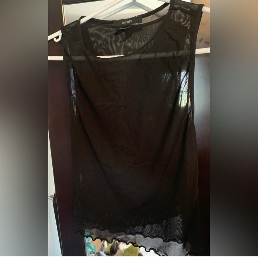 2 Forever 21 Layering Tank Tops - photo 3