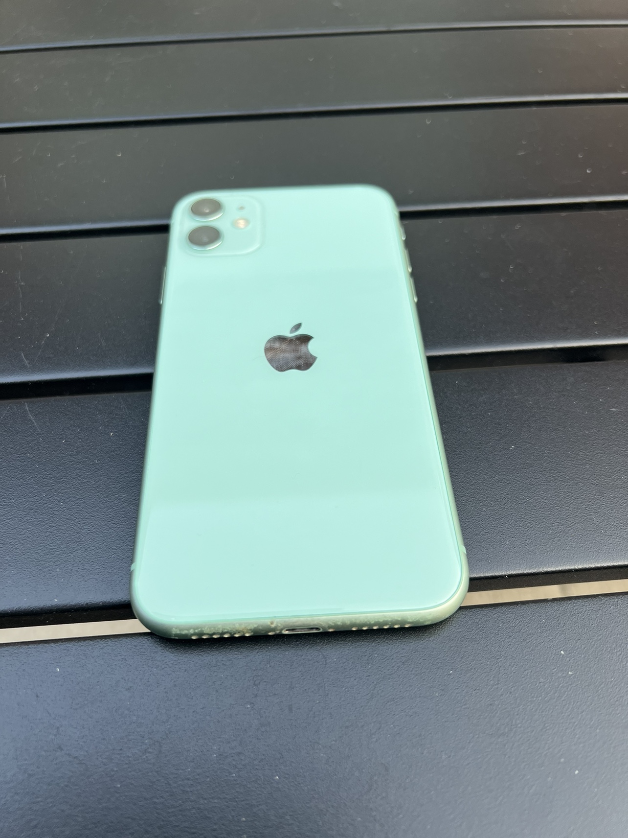 iPhone 11 - 64GB - photo 2