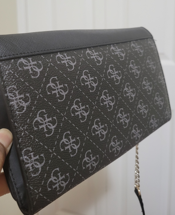 GUESS BLACK SILVER CROSSBODY PURSE LIKE NEW image indicator(3)