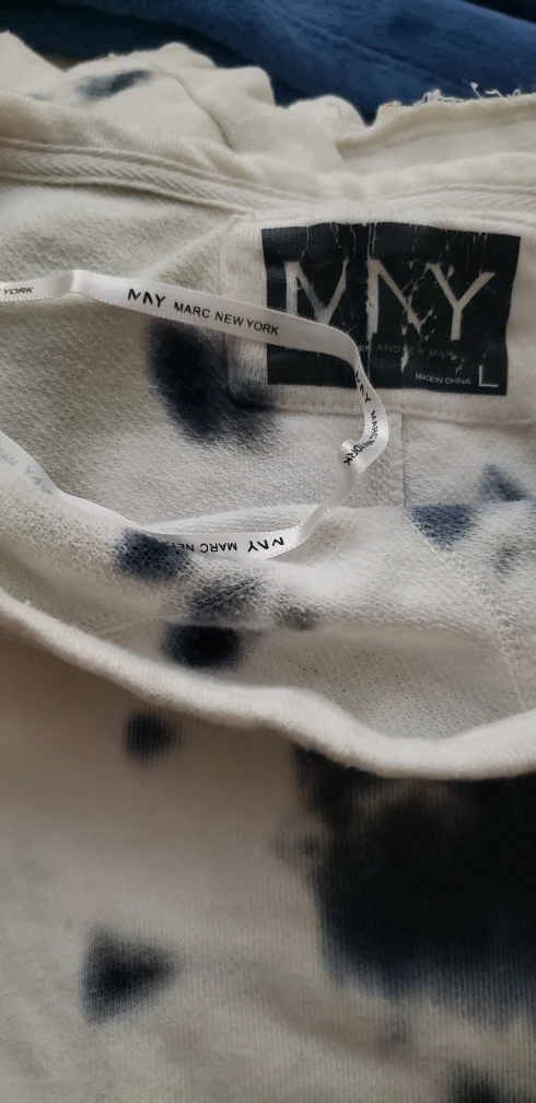 Long sleeves top. Size L, NEW image indicator(4)