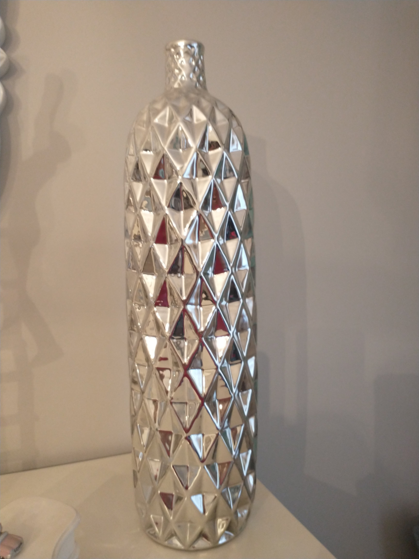 Silver Vase thumbnail