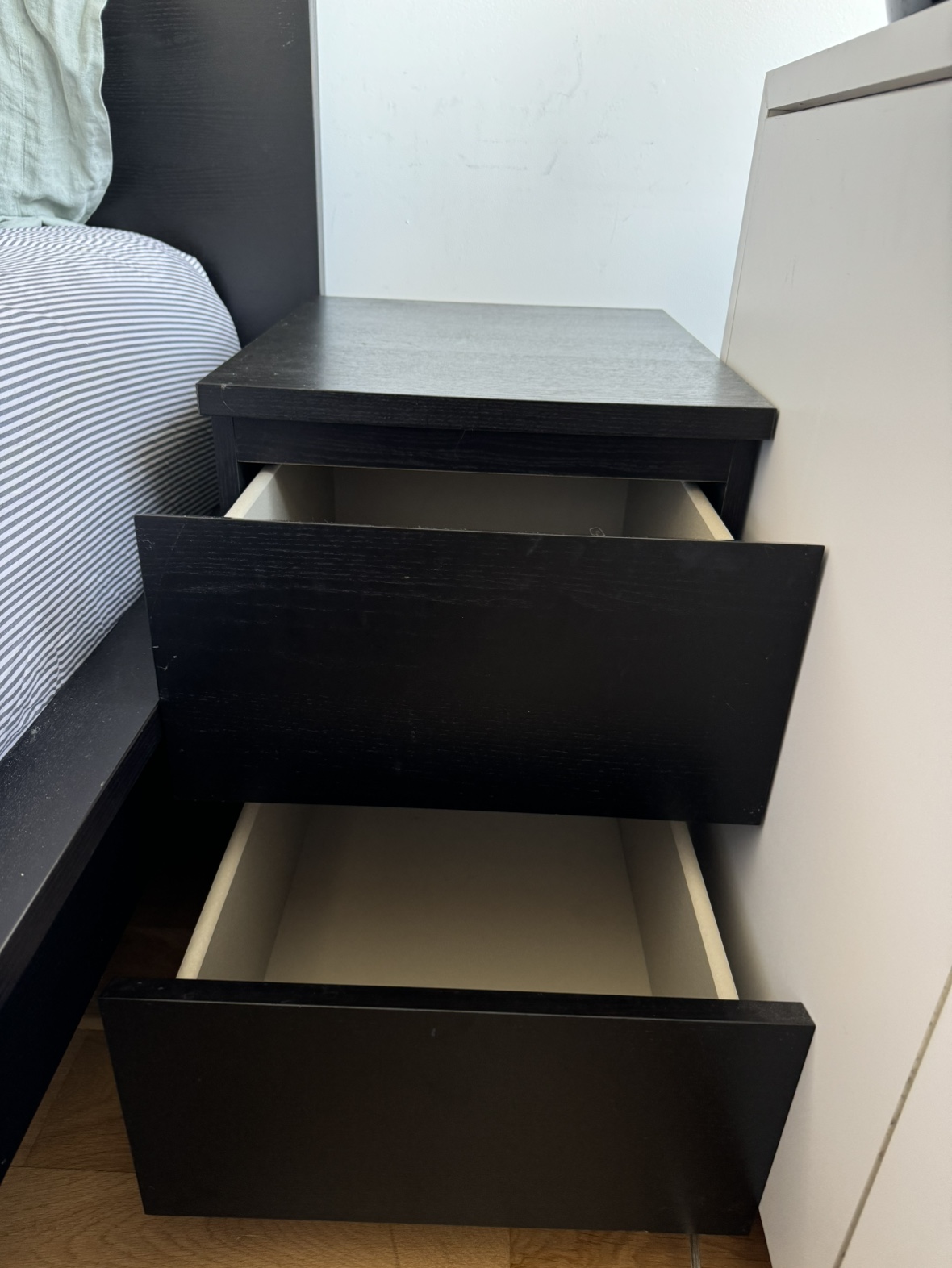 2-drawer chest (malm from ikea) - photo 4