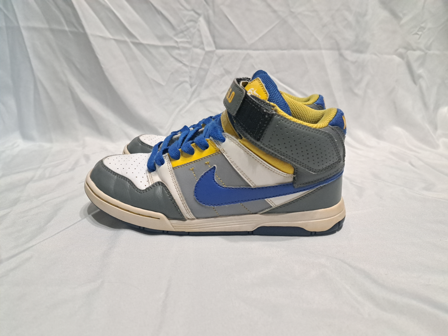 Nike Shoes Kids 4y - photo 5