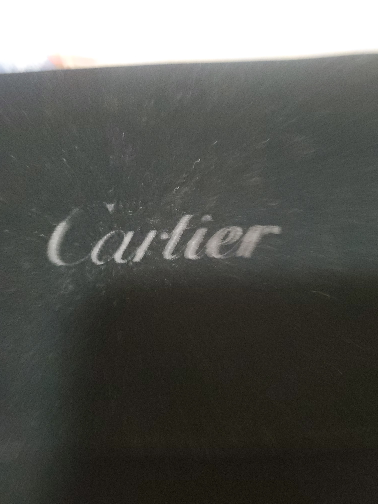 Cartier Wallet image indicator(2)