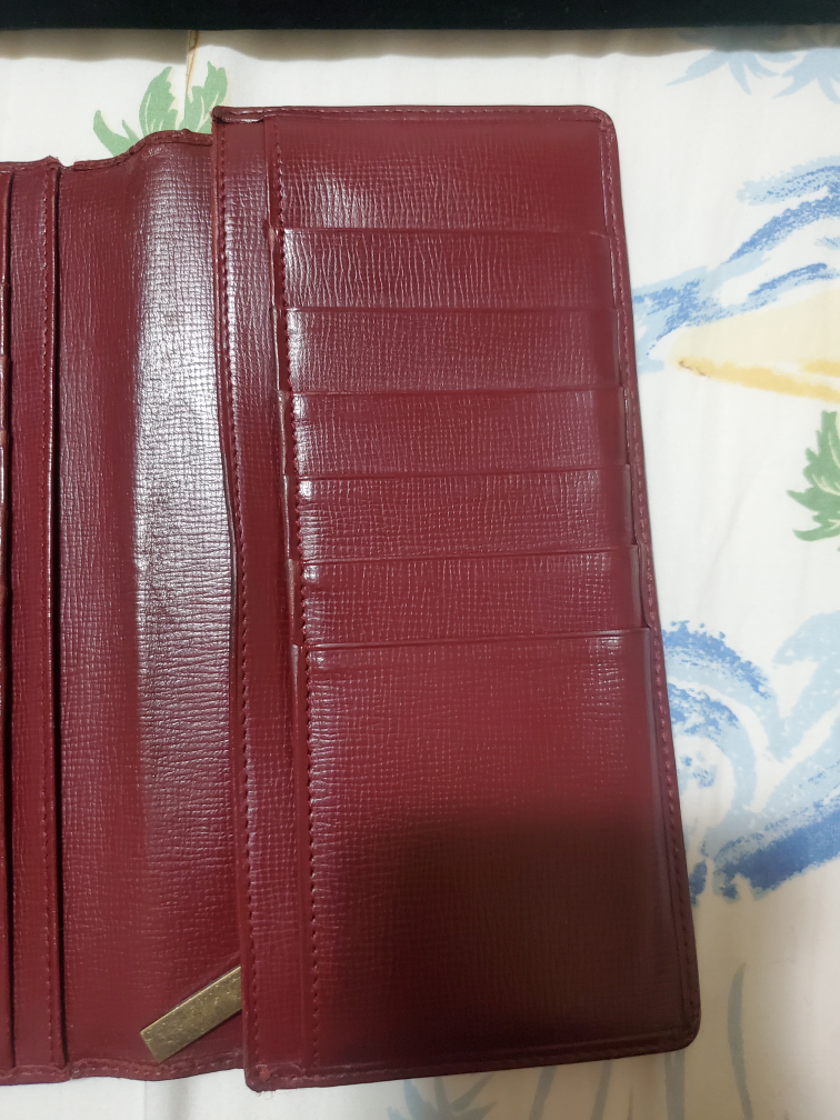 Cartier Wallet image indicator(7)