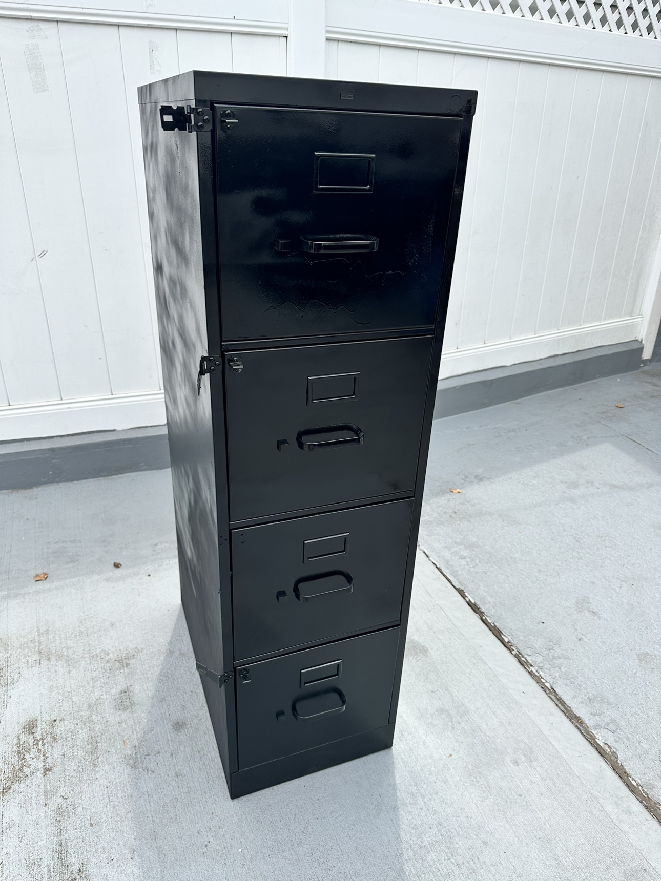 4 draw file cabinet