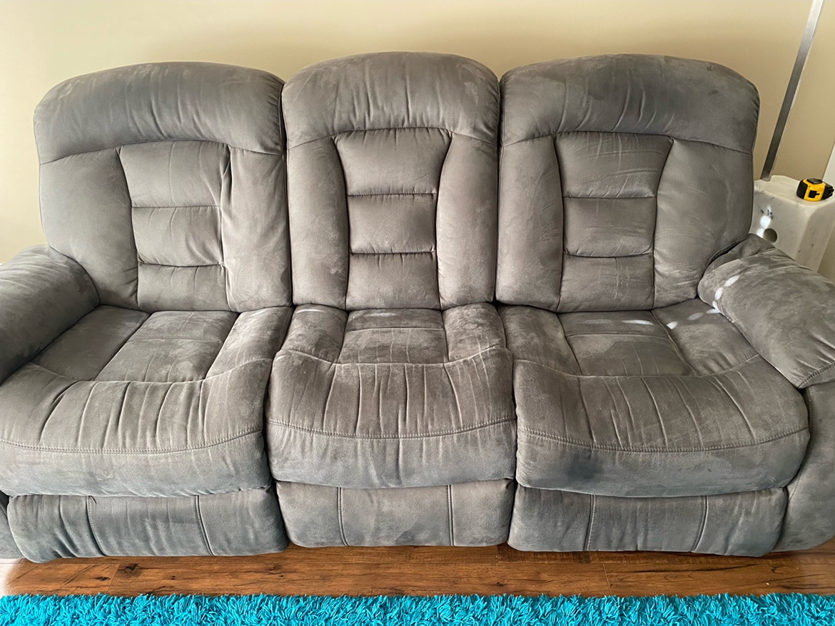 #freecycle High quality gray sofa with 2 reclining spots