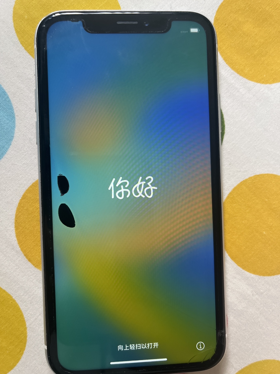 iPhone XR - photo 3
