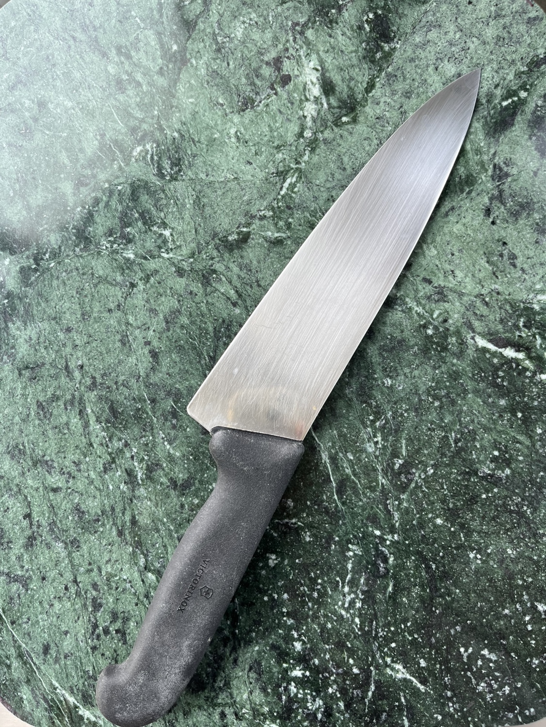 Victorinox 8” kitchen knife #freecycle - photo 2