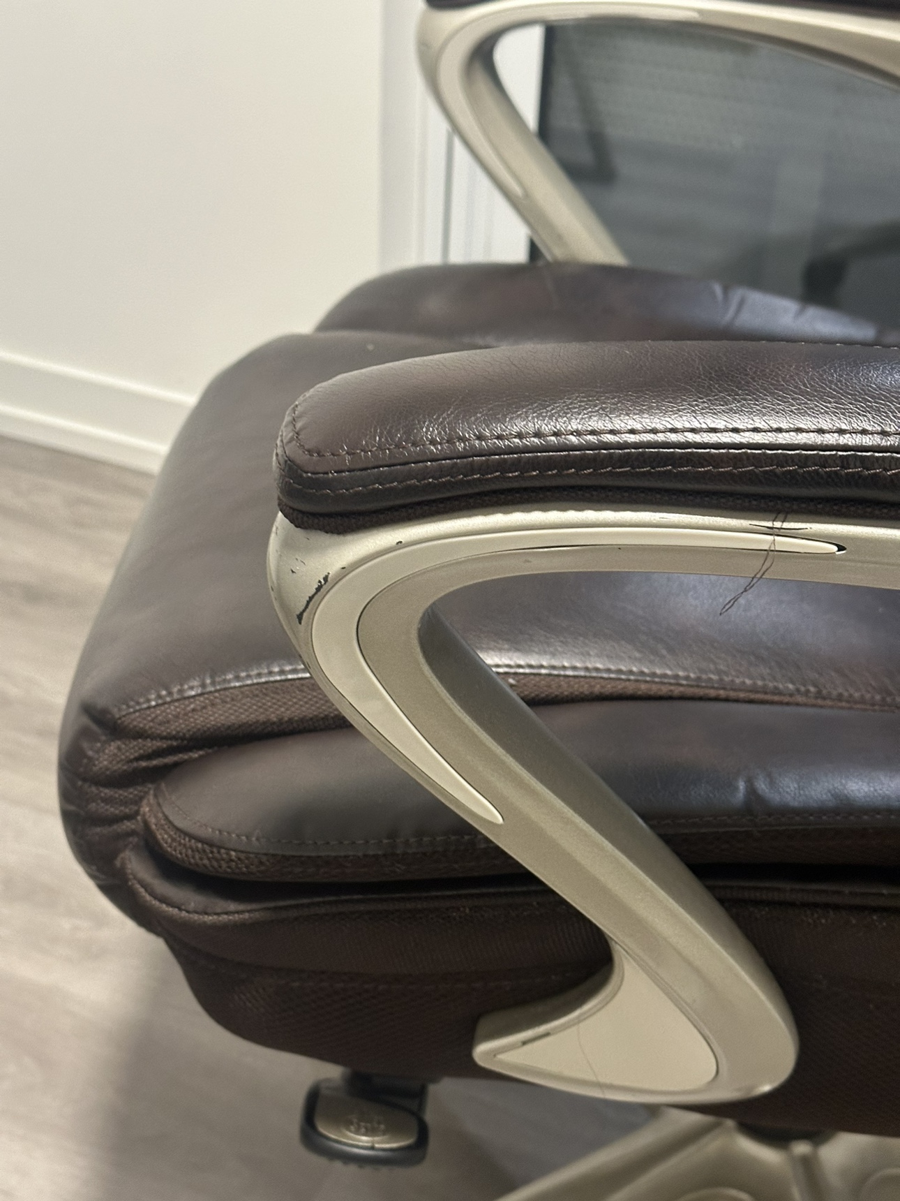 The comfiest office chair 😌 - photo 2