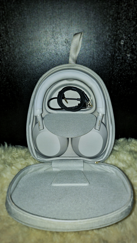 Sony WH-1000XM5 Headphones - photo 2