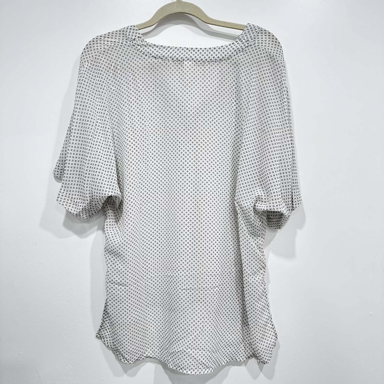 H&M flowy printed top image indicator(2)