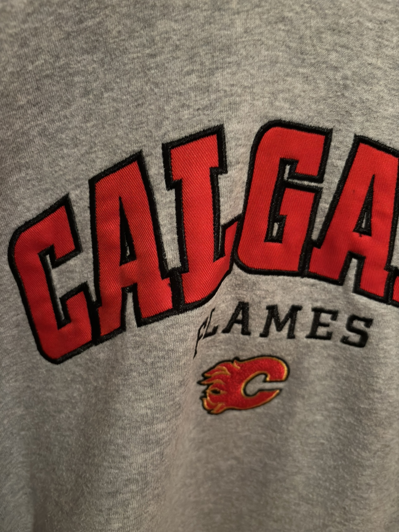 Calgary Flames Hoodie - photo 2