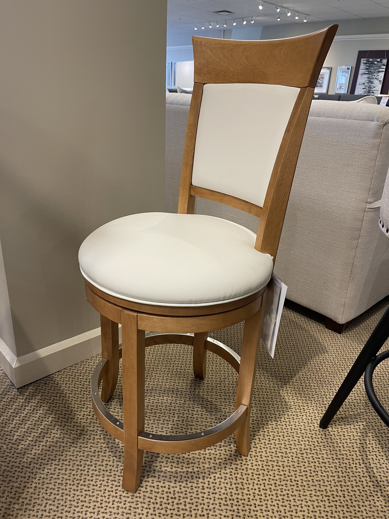Counter height stools - photo 4