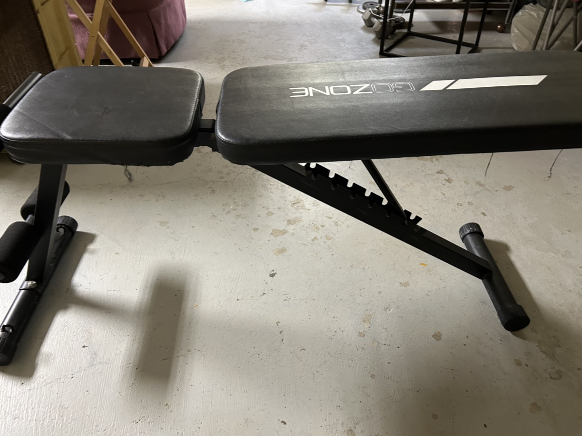 Foldable weight bench - photo 2
