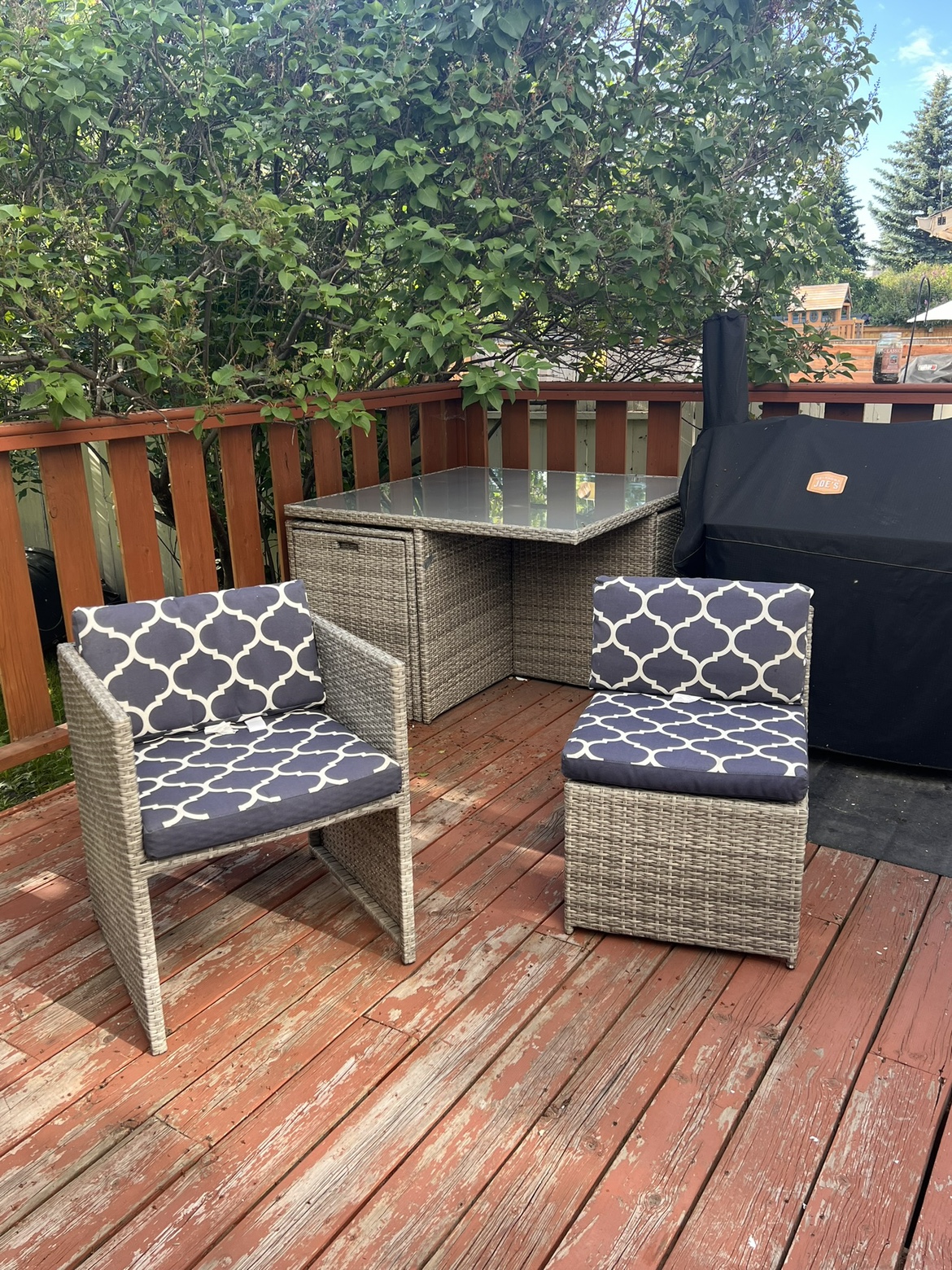 Patio Table, seats 8 - photo 3