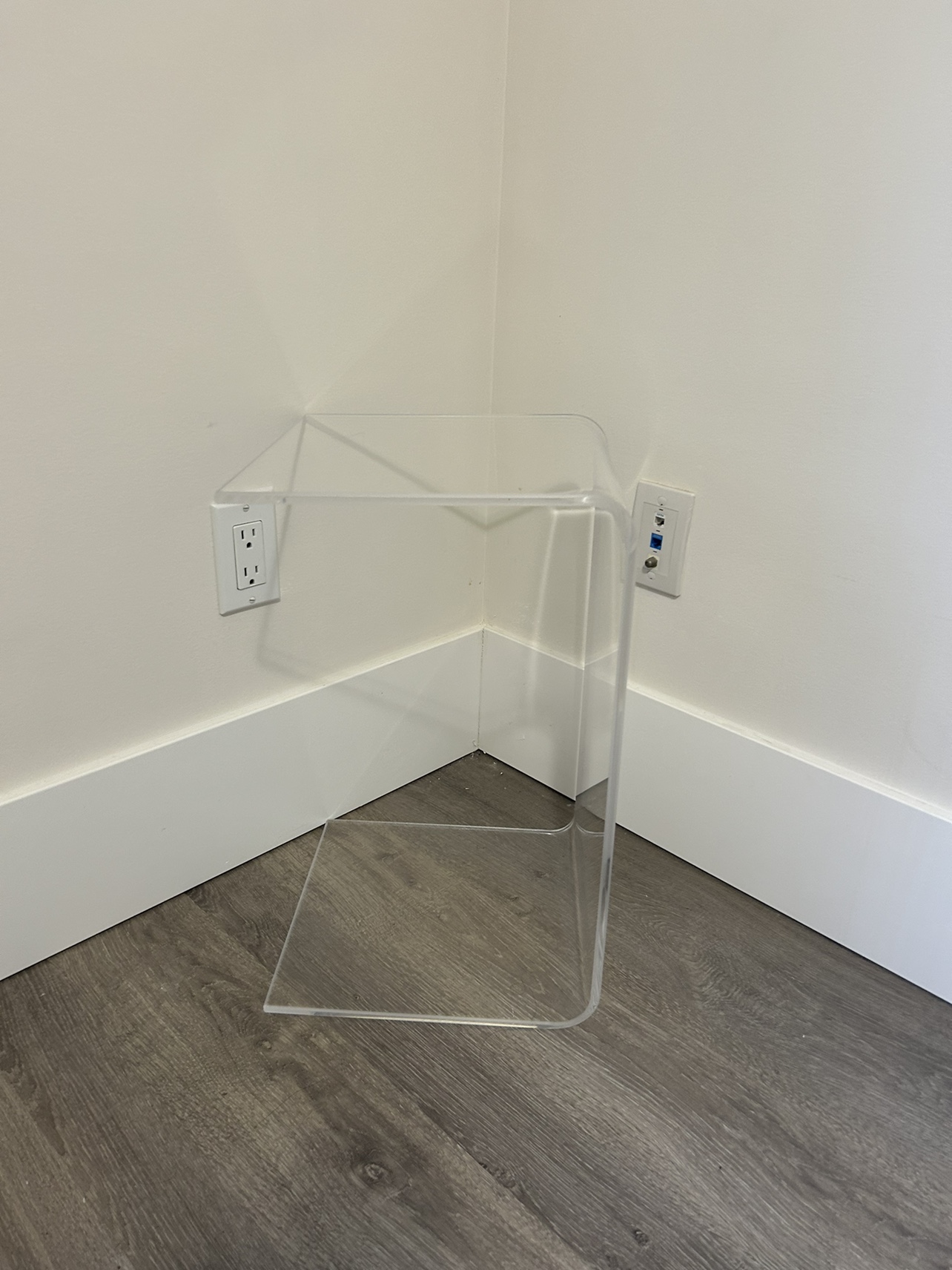 Acrylic Coffee Table, C-Shaped Clear Acrylic End Table - photo 4