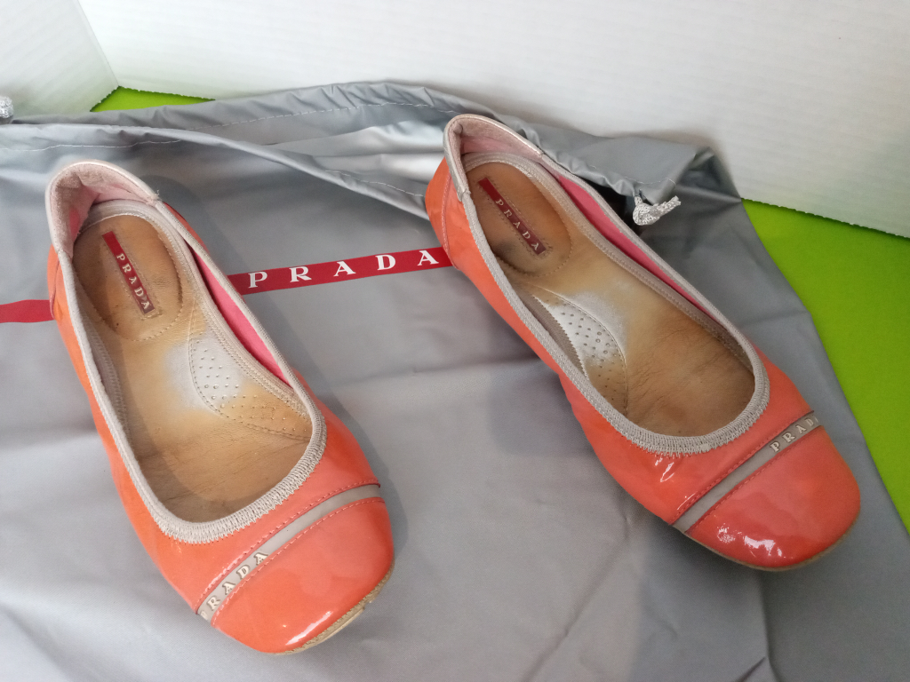 PRADA ballerina slippers + bag & box. Size 7 image indicator(3)