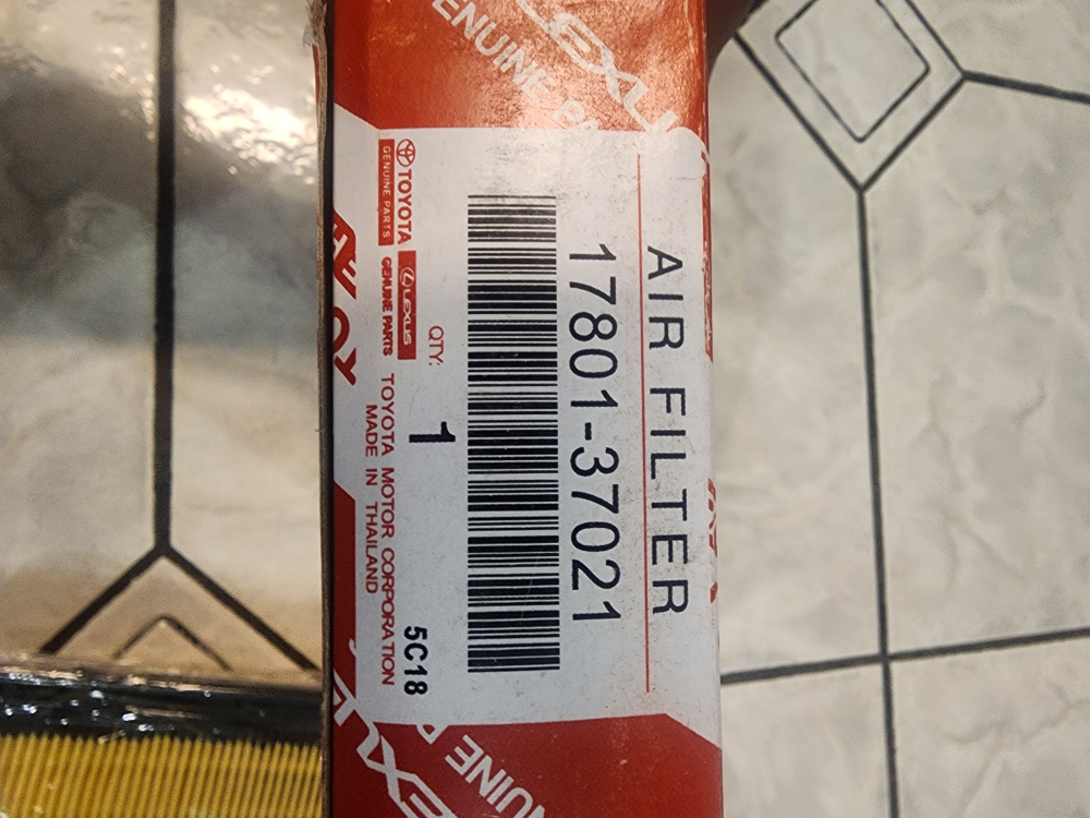 Lexus CT200h/Toyota Prius Geninue Air Filter image indicator(3)