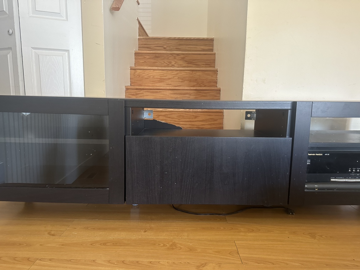 Entertainment unit/ TV stand