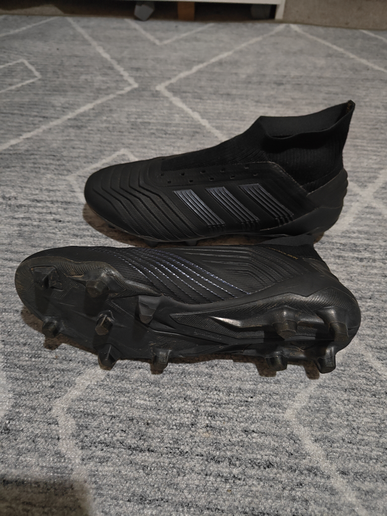 Adidas Predator size 7.5us/9w - photo 3