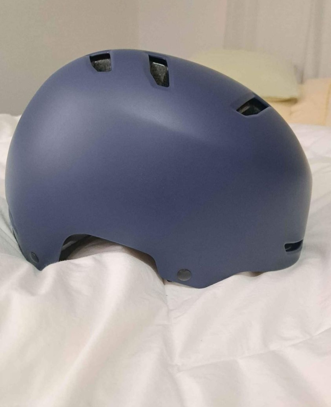 bike helmet - photo 4