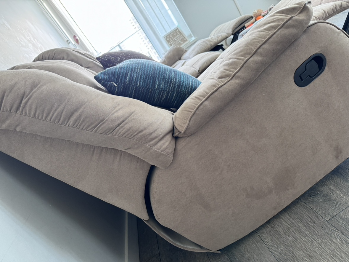Tulen Reclining Sofa - photo 3