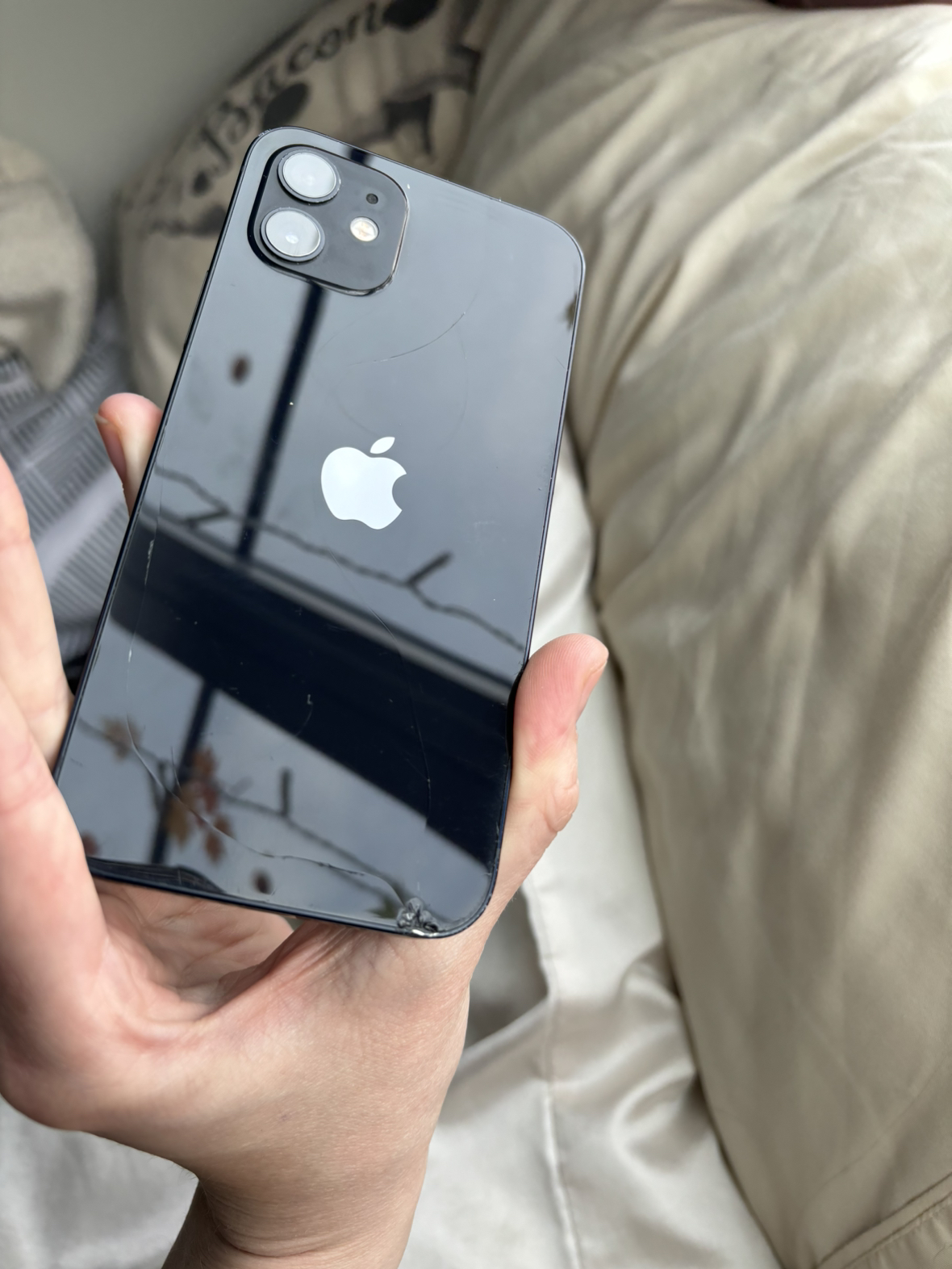 Iphone 12 128GB- minor damage, working condition. - photo 4