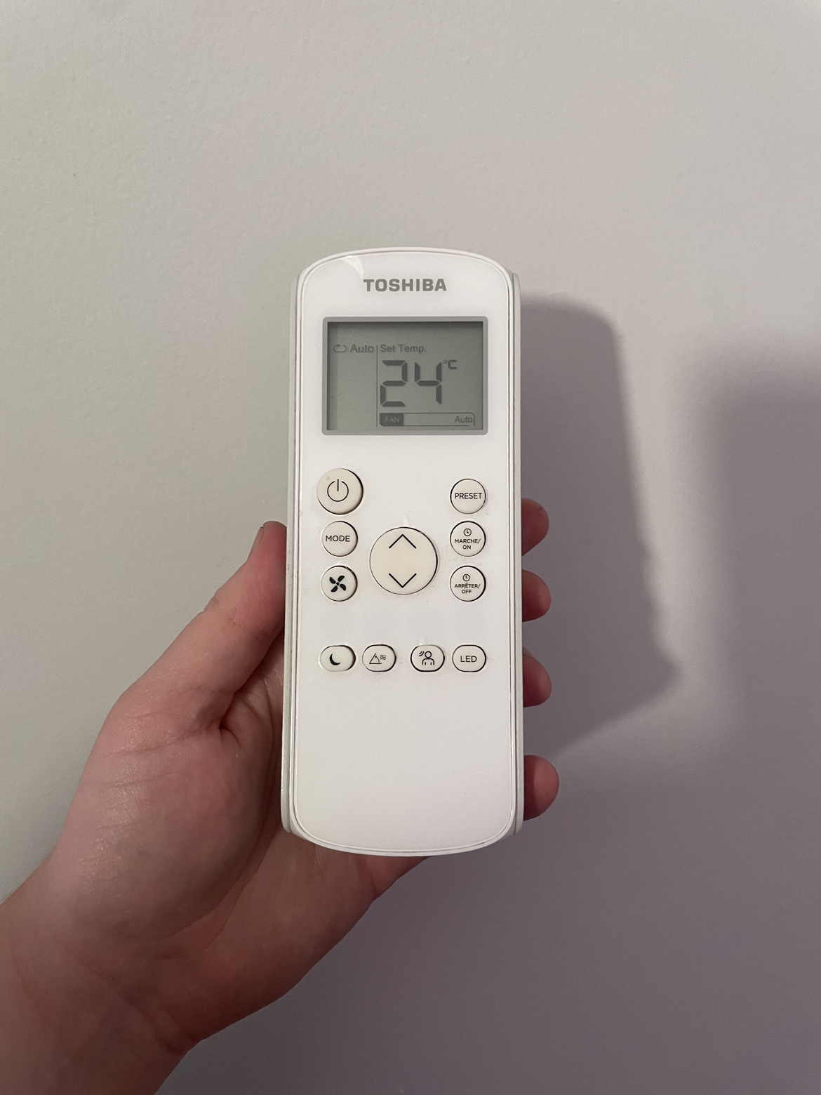 Air Conditioner - cools up to 250 sq. ft. - photo 3
