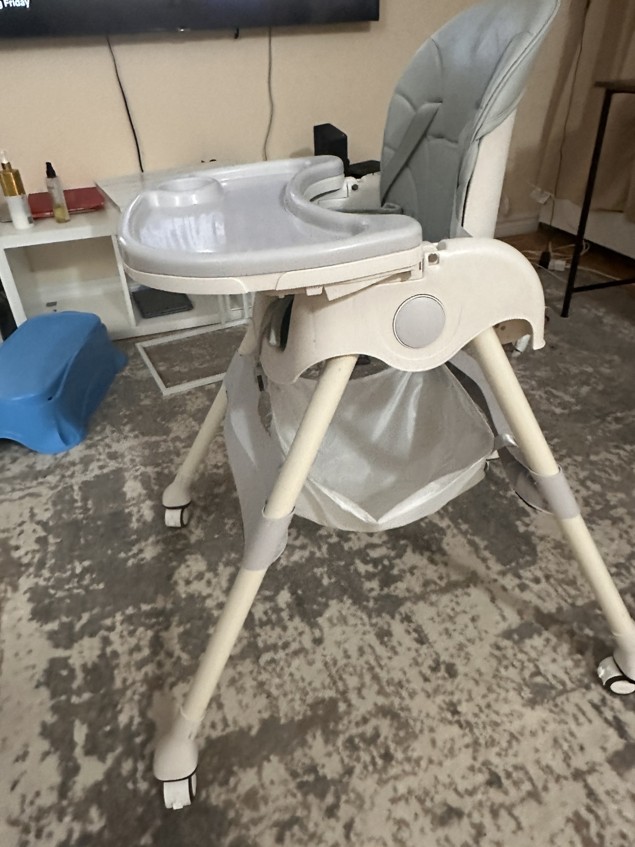 Baby High Chair - photo 3