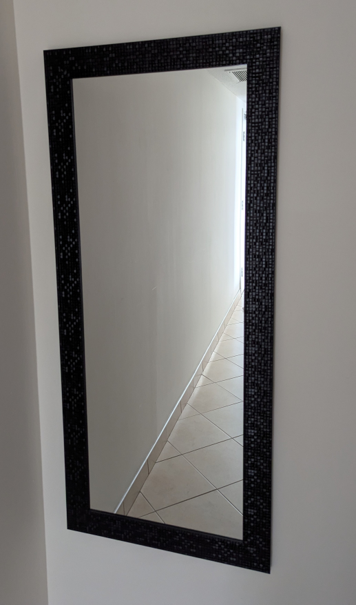 Wall mirror