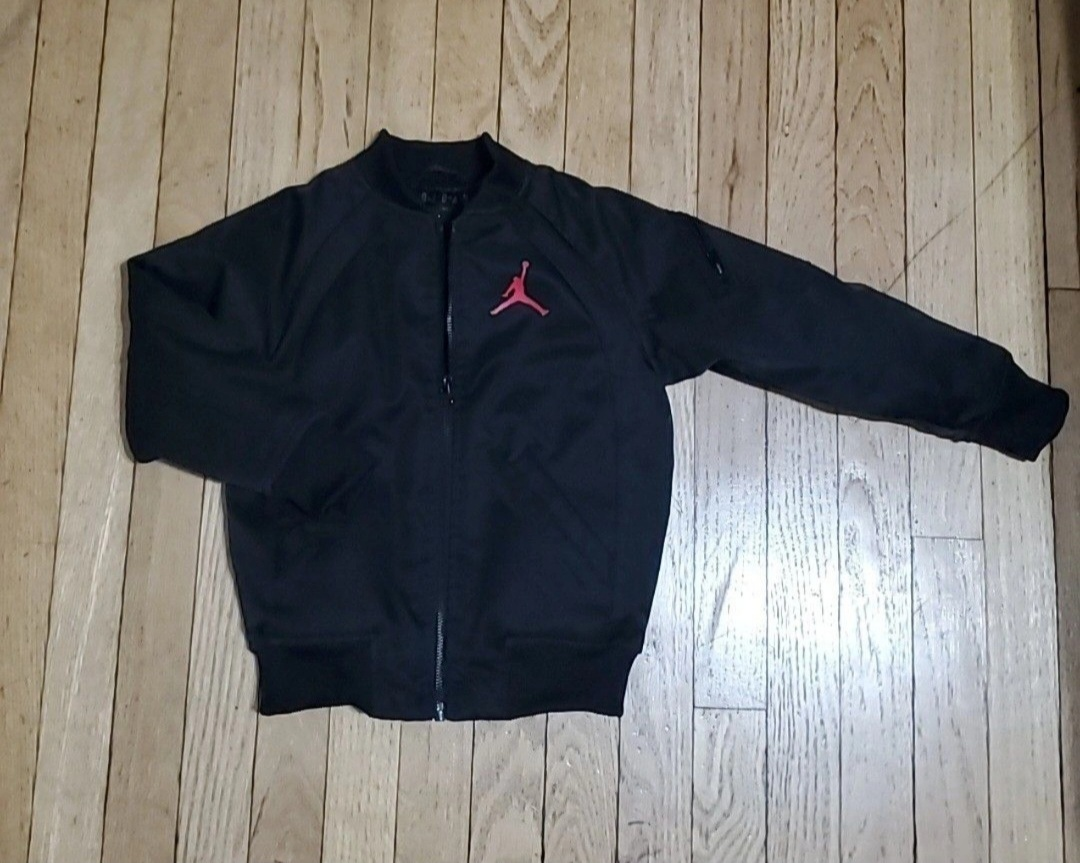 bomber Jordan jacket size 4 xs - photo 2