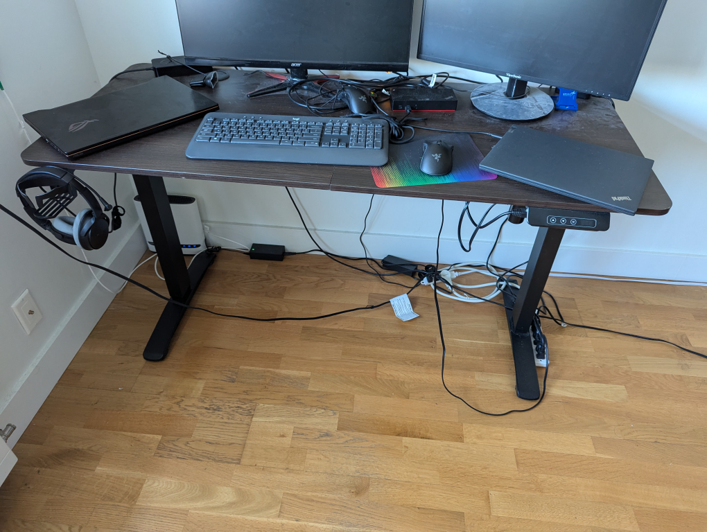 Height Adjustable Standing Desk