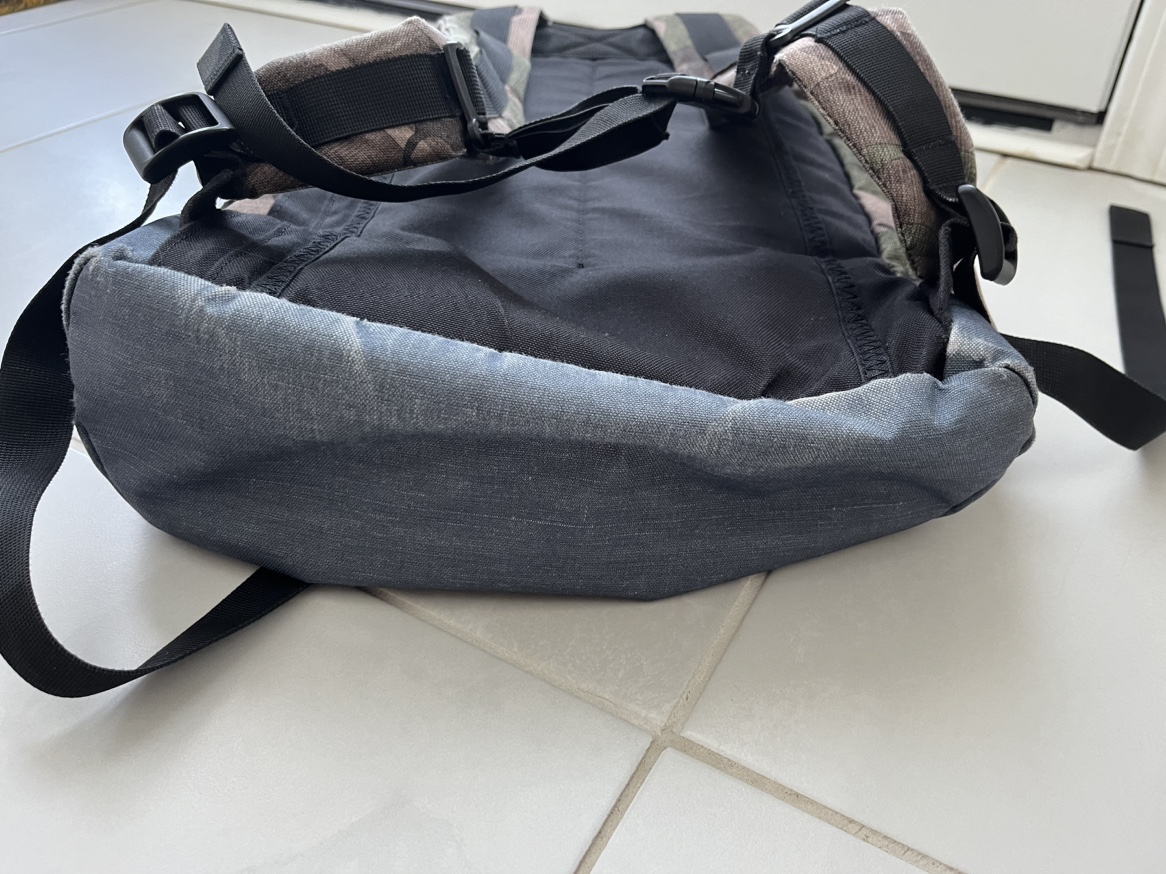 Used Burton Bag ⚽️ image indicator(3)