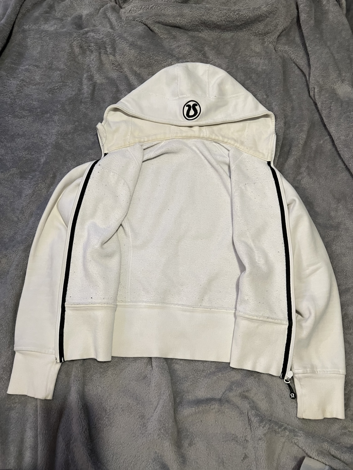 S/M White Lululemon Scuba Hoodie - photo 2