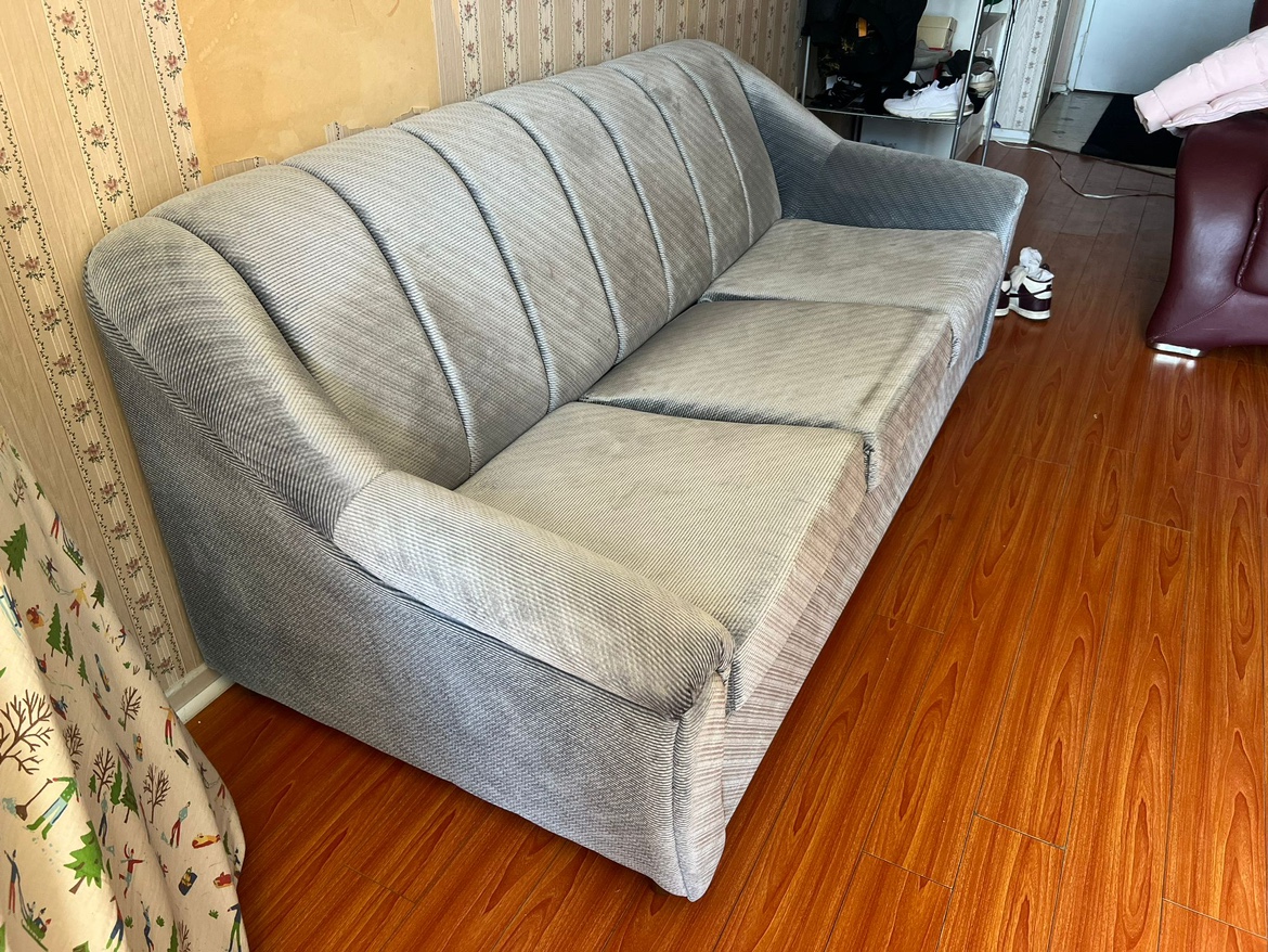 Stylish Sofa Cum Bed: Moving Out Sale - photo 3