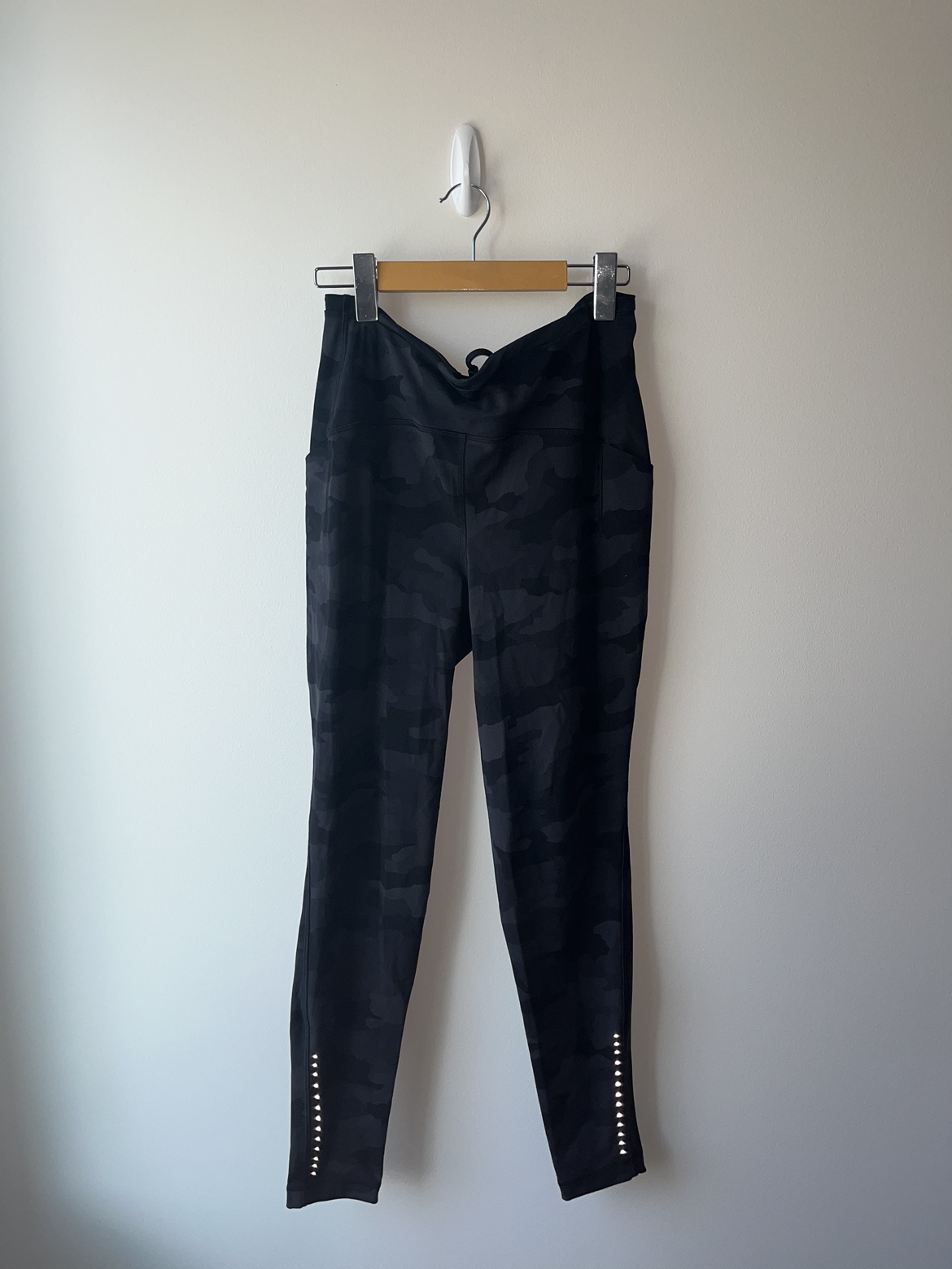 Lululemon grey camo leggings